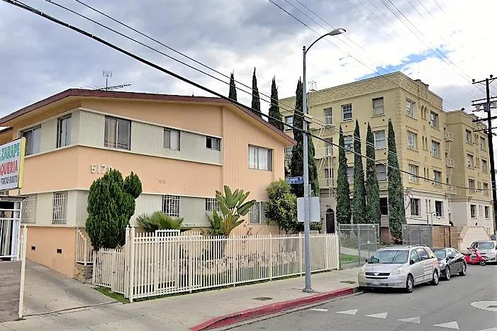5179 Fountain Ave